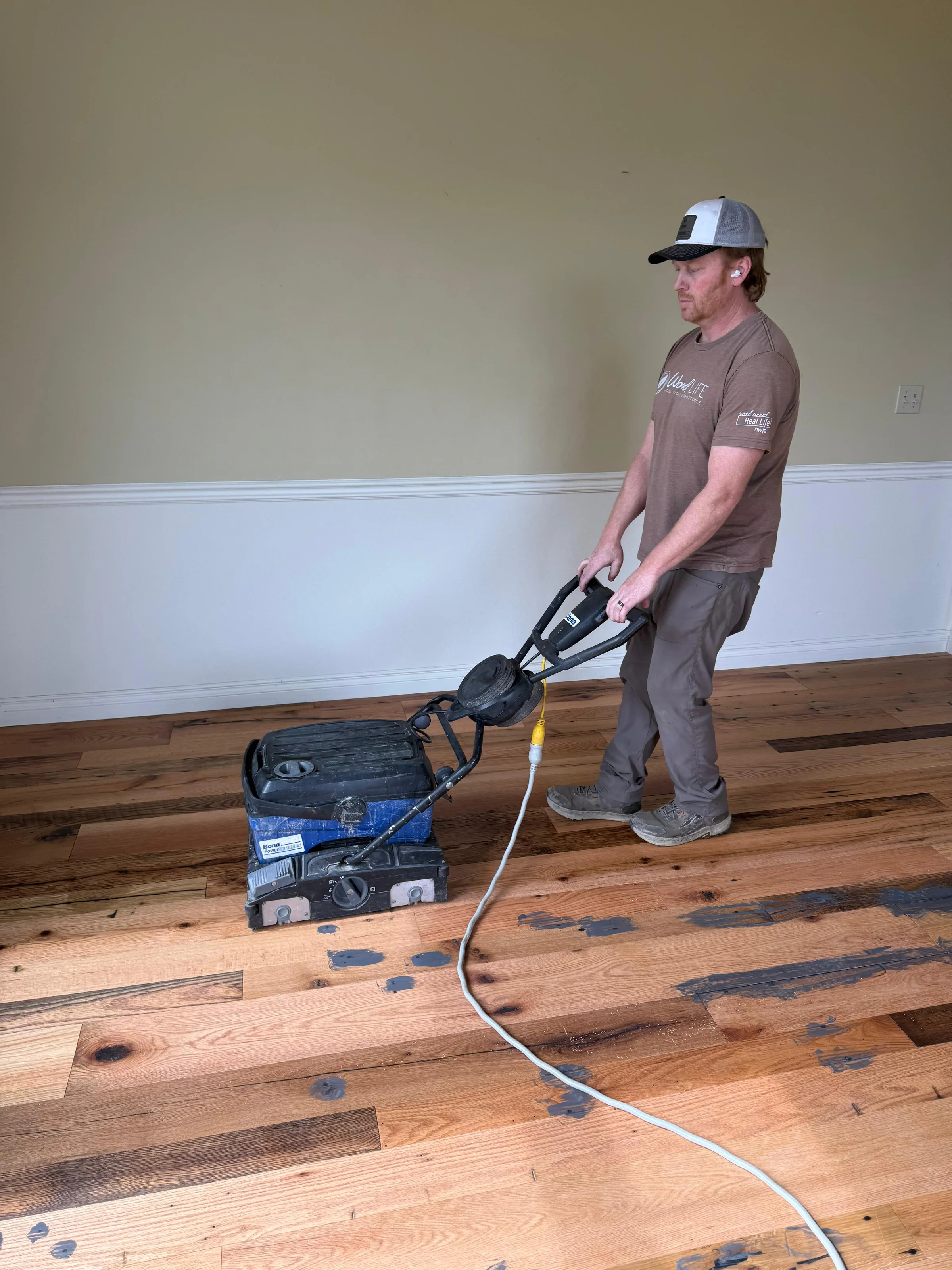 Floor Restoration and Cleaning by Winnwood Flooring